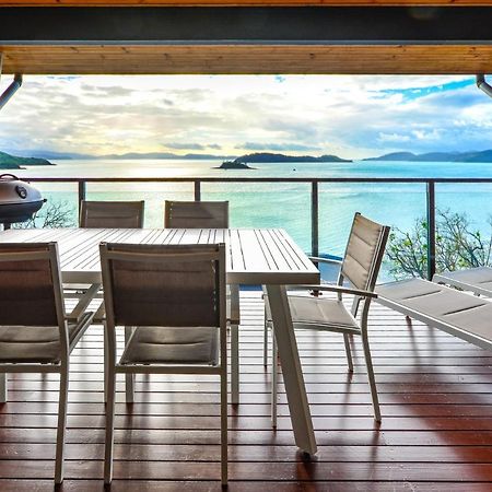 Shorelines 31 Renovated Upmarket Two Bedroom Apartment With Ocean Views And Buggy Isla Hamilton Exterior foto