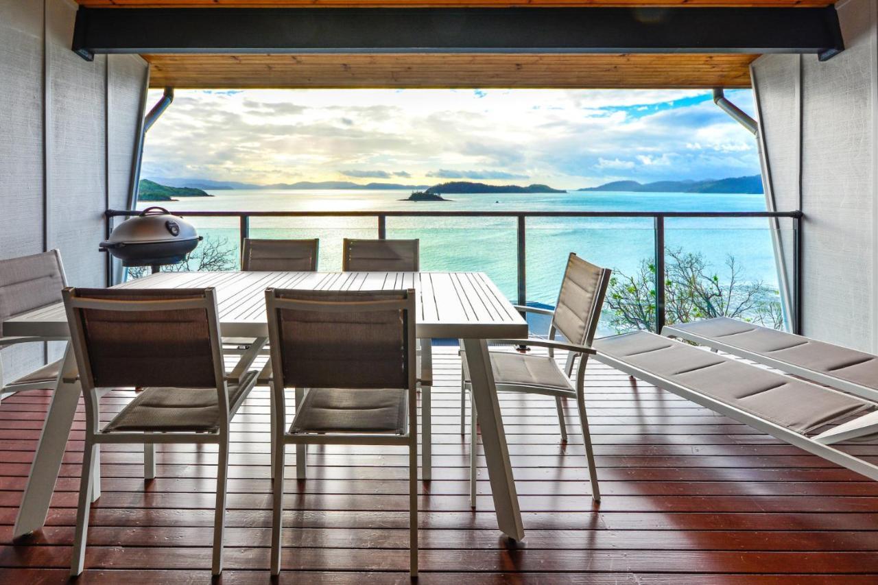 Shorelines 31 Renovated Upmarket Two Bedroom Apartment With Ocean Views And Buggy Isla Hamilton Exterior foto