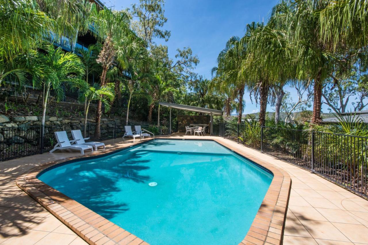 Shorelines 31 Renovated Upmarket Two Bedroom Apartment With Ocean Views And Buggy Isla Hamilton Exterior foto